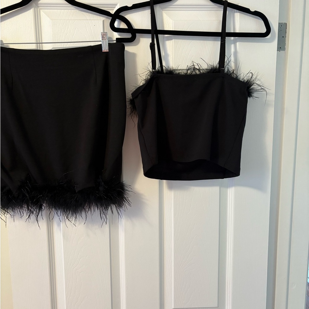 Black Faux Fur Set (Top & Skirt) size Large